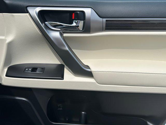 used 2023 Lexus GX 460 car, priced at $66,400