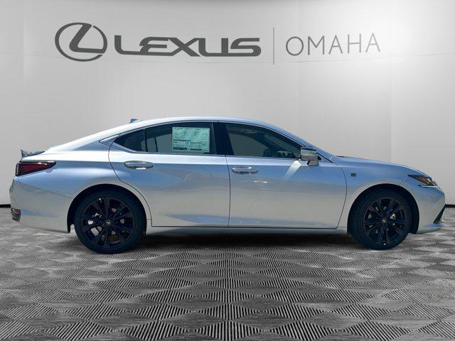 new 2025 Lexus ES 300h car, priced at $50,053
