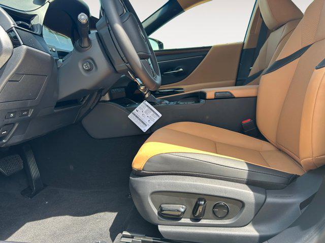 new 2025 Lexus ES 300h car, priced at $50,053