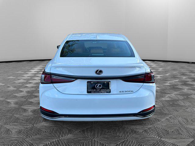 new 2025 Lexus ES 300h car, priced at $50,209