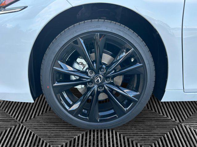 new 2025 Lexus ES 300h car, priced at $50,209