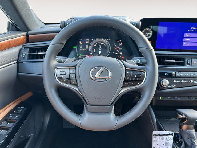 new 2025 Lexus ES 300h car, priced at $50,209