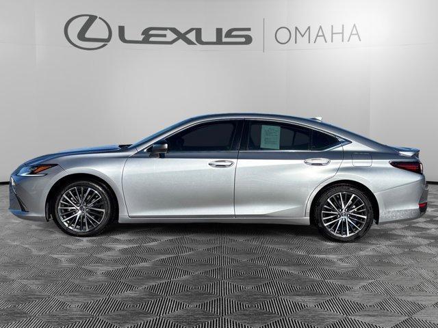 used 2024 Lexus ES 300h car, priced at $44,000