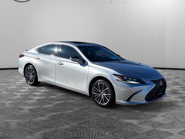 used 2024 Lexus ES 300h car, priced at $44,000