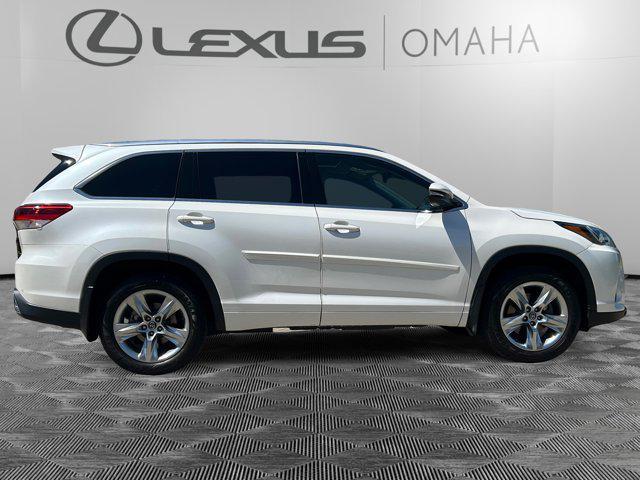 used 2019 Toyota Highlander car, priced at $27,000