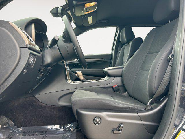 used 2016 Jeep Grand Cherokee car, priced at $16,000