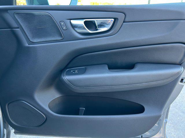used 2021 Volvo XC60 car, priced at $29,000