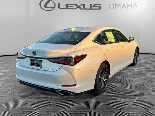 new 2025 Lexus ES 350 car, priced at $45,361