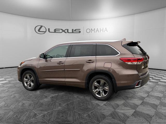 used 2018 Toyota Highlander car, priced at $35,500