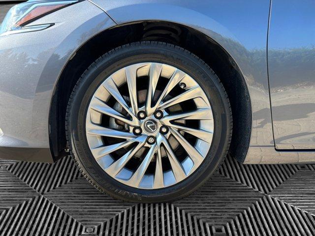 used 2019 Lexus ES 350 car, priced at $27,600