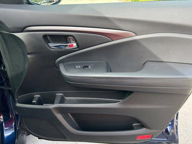 used 2021 Honda Passport car, priced at $27,300