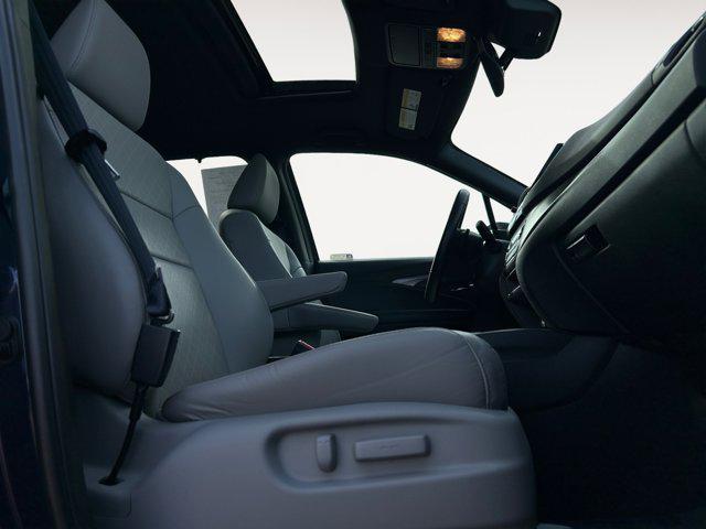 used 2021 Honda Passport car, priced at $27,300