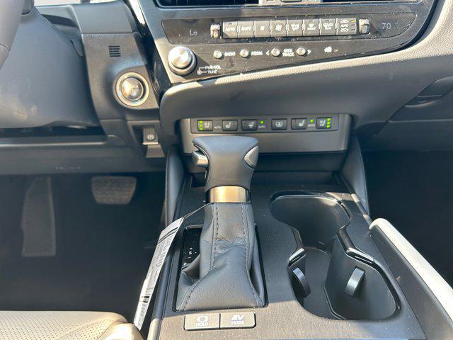 new 2025 Lexus ES 300h car, priced at $54,645