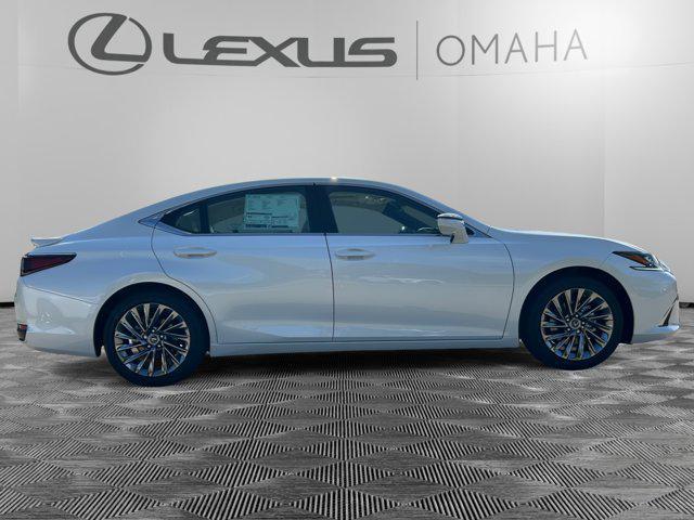 new 2025 Lexus ES 300h car, priced at $54,645