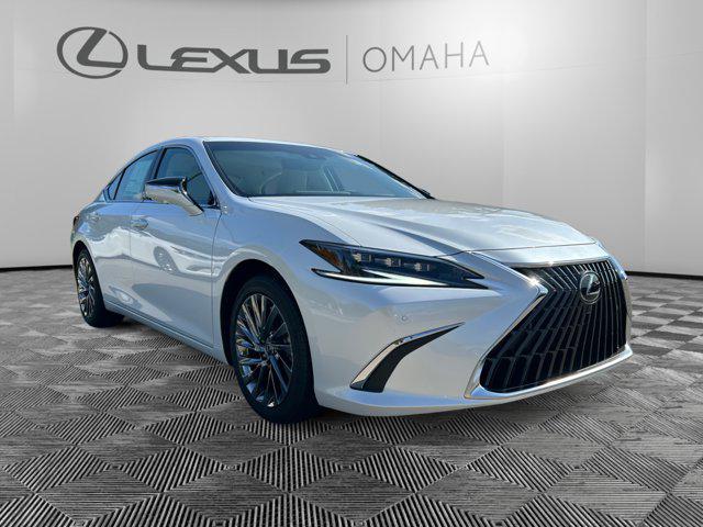 new 2025 Lexus ES 300h car, priced at $54,645