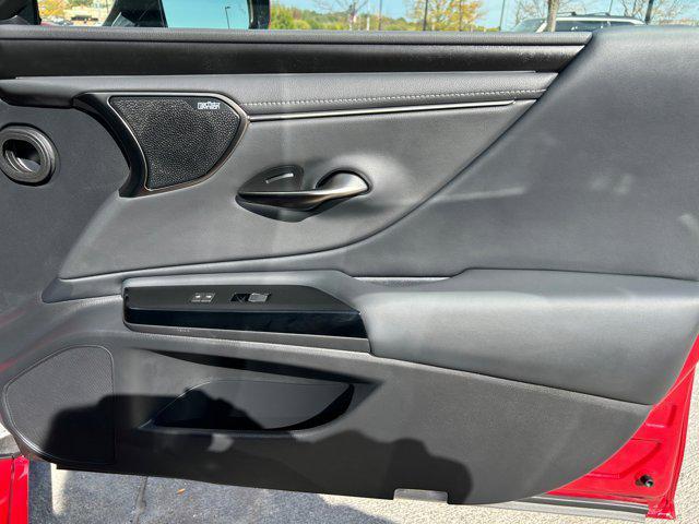 used 2025 Lexus ES 350 car, priced at $52,700