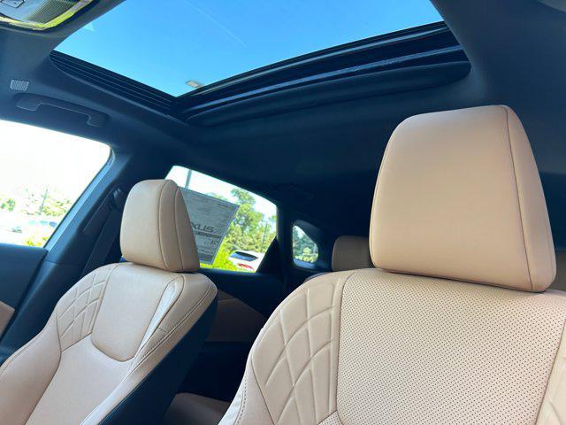 new 2025 Lexus RX 350 car, priced at $58,749