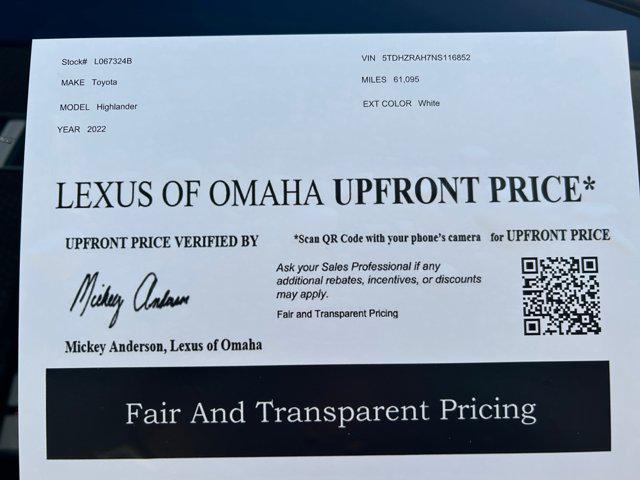 used 2022 Toyota Highlander car, priced at $32,900