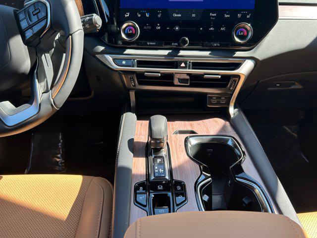 new 2025 Lexus RX 350 car, priced at $58,874