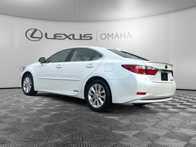 used 2015 Lexus ES 300h car, priced at $20,000