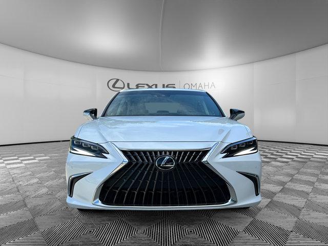new 2025 Lexus ES 300h car, priced at $54,645