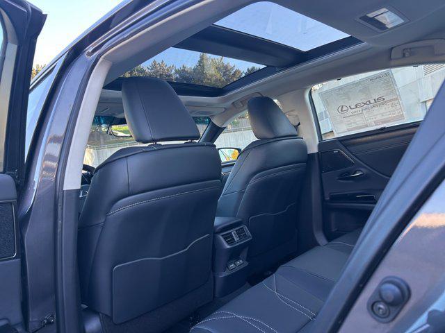 new 2025 Lexus ES 350 car, priced at $53,626