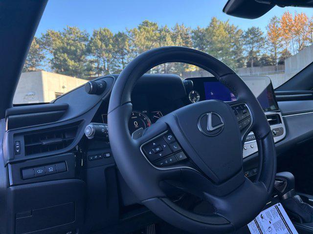 new 2025 Lexus ES 350 car, priced at $53,626