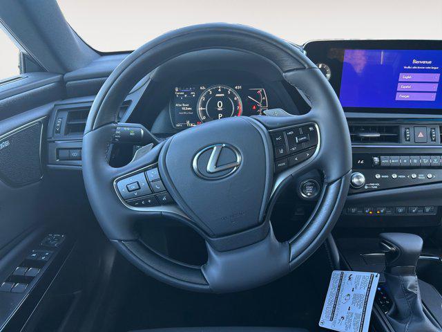 new 2025 Lexus ES 350 car, priced at $53,626