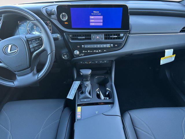 new 2025 Lexus ES 350 car, priced at $53,626