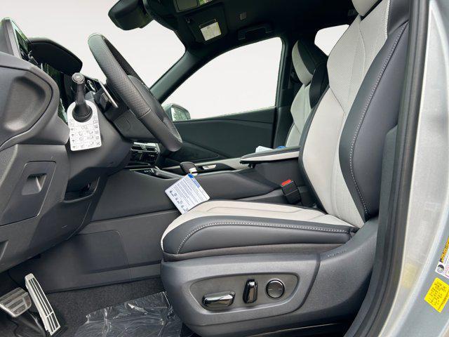 new 2025 Lexus TX 500h car, priced at $72,465