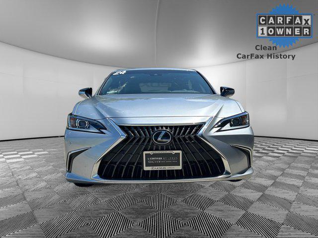 used 2024 Lexus ES 300h car, priced at $40,000