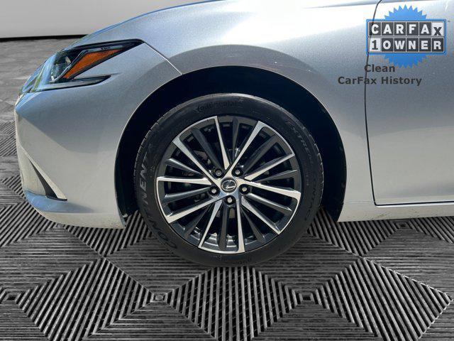 used 2024 Lexus ES 300h car, priced at $40,000