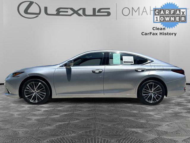 used 2024 Lexus ES 300h car, priced at $40,000