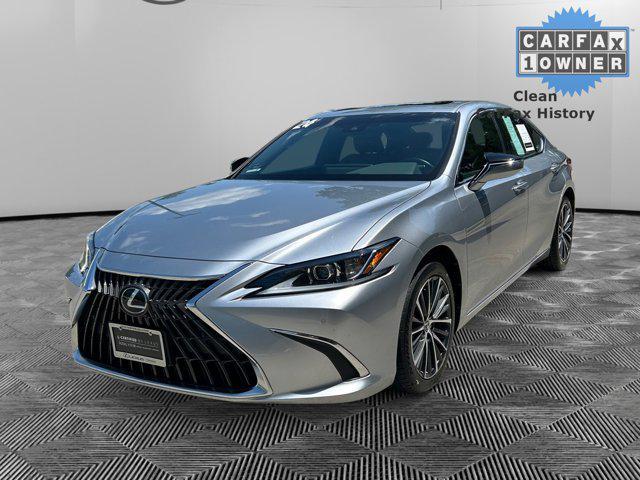 used 2024 Lexus ES 300h car, priced at $40,000
