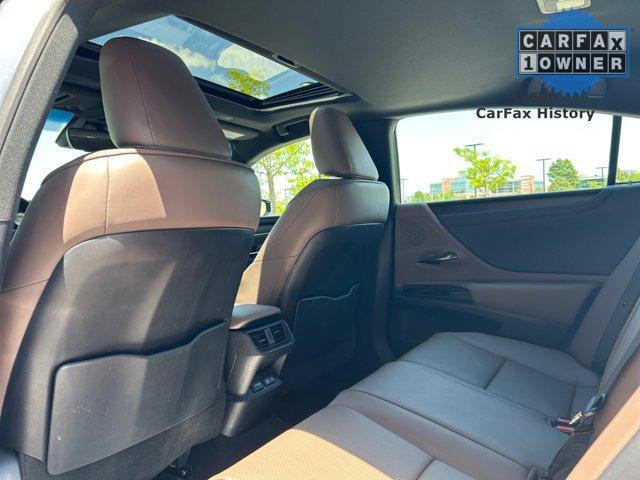 used 2024 Lexus ES 300h car, priced at $40,000