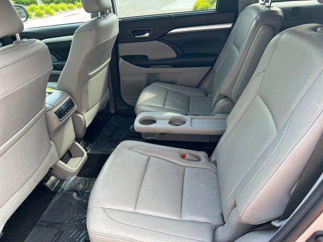 used 2018 Toyota Highlander car, priced at $22,000