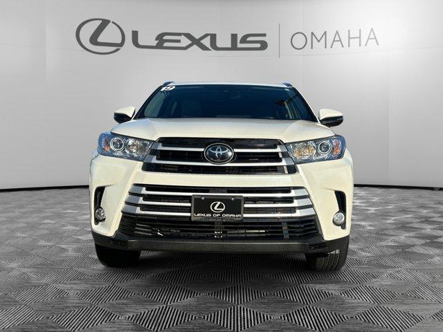 used 2019 Toyota Highlander car, priced at $29,000