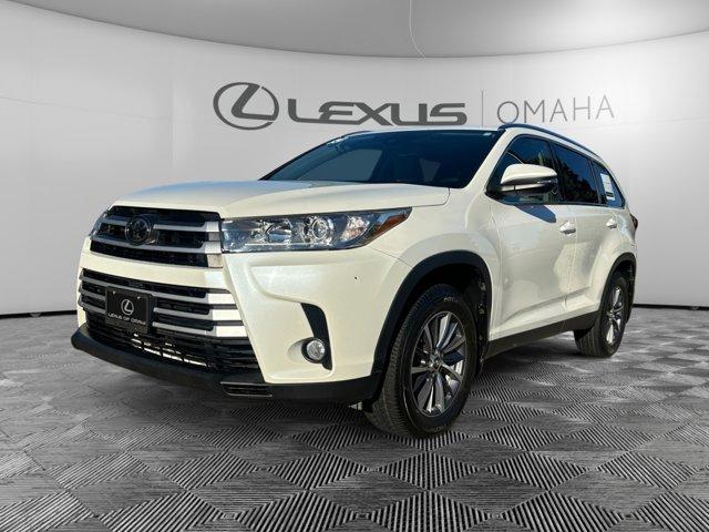 used 2019 Toyota Highlander car, priced at $29,000