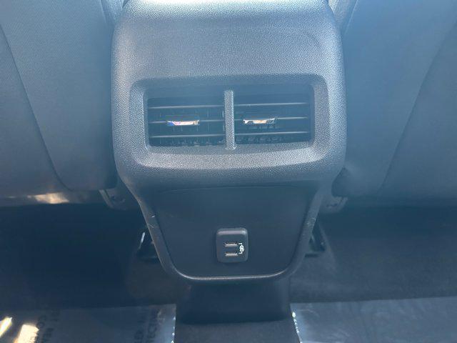 used 2021 Chevrolet Equinox car, priced at $19,400