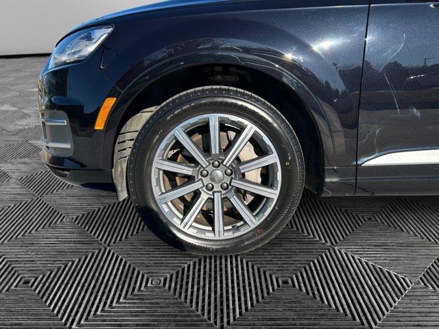 used 2018 Audi Q7 car, priced at $17,500