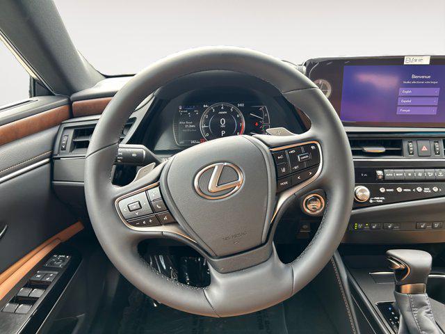 new 2025 Lexus ES 350 car, priced at $51,554