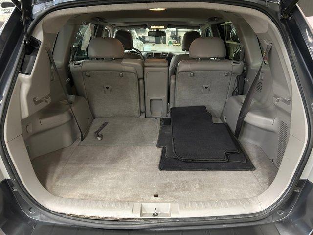 used 2012 Toyota Highlander car, priced at $14,000