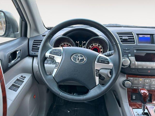 used 2012 Toyota Highlander car, priced at $14,000