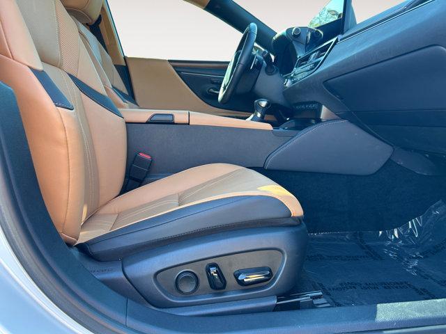 used 2024 Lexus ES 300h car, priced at $45,900