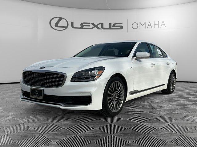 used 2019 Kia K900 car, priced at $25,500