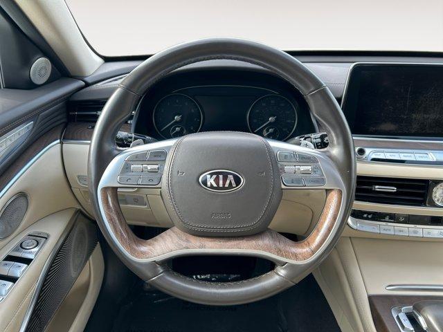 used 2019 Kia K900 car, priced at $25,500