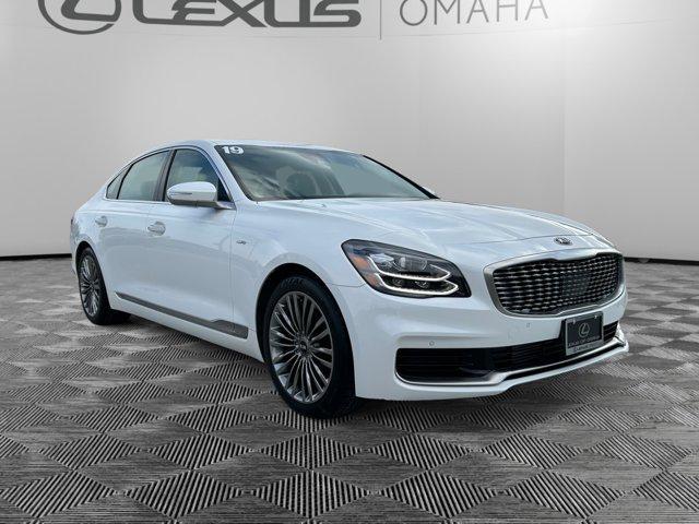 used 2019 Kia K900 car, priced at $25,500