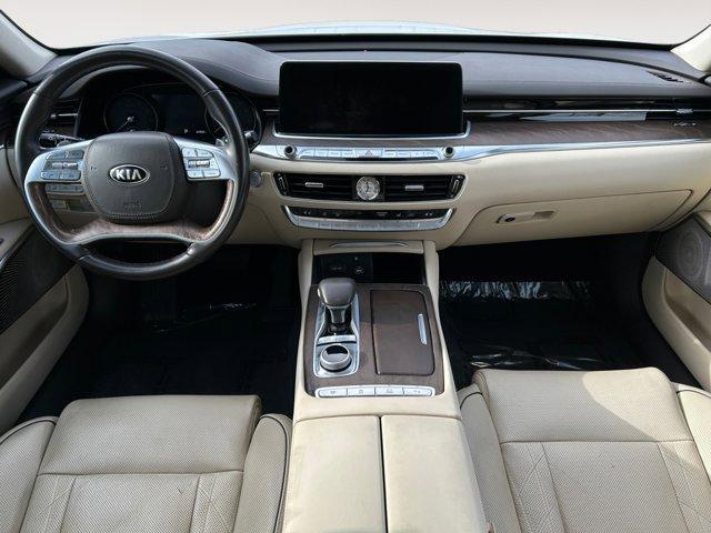 used 2019 Kia K900 car, priced at $25,500