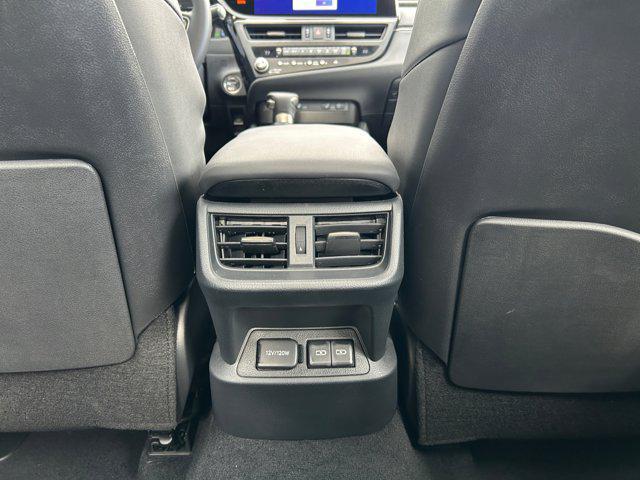 new 2025 Lexus ES 300h car, priced at $50,009