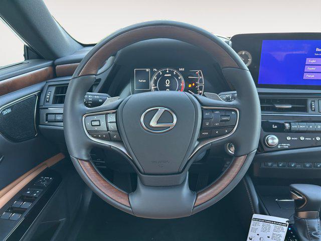 new 2025 Lexus ES 350 car, priced at $53,826